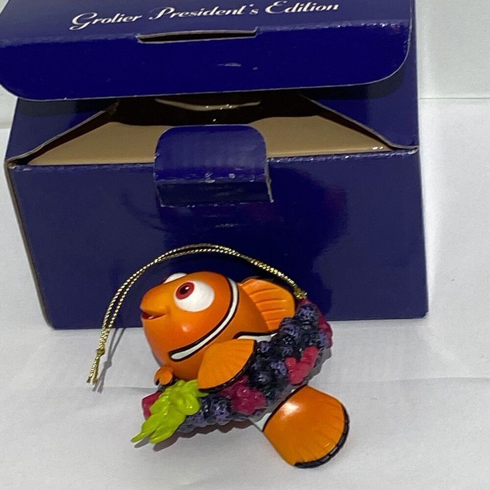 Disney Pixar Finding Nemo Grolier President's Edition Resin Ornament with Box‎